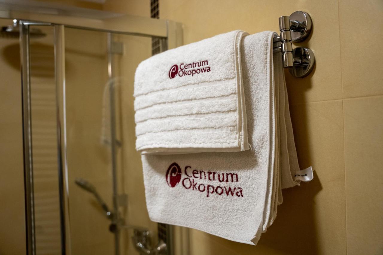 Centrum Okopowa 55 ワルシャワ エクステリア 写真